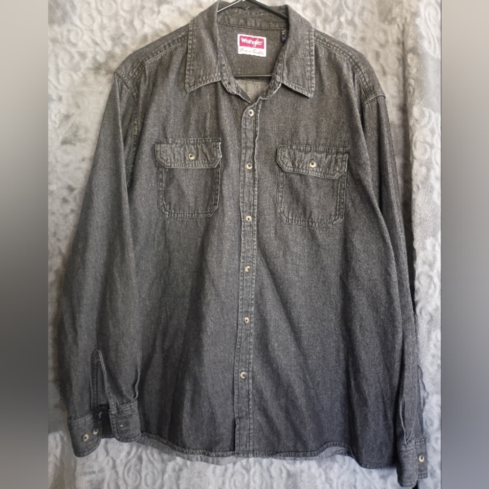 Wrangler Gray Denim Long-Sleeve Button-Up Shirt